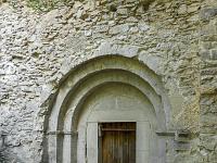Abbaye ND de Lure  Porte latérale sur le mur Ouest ...