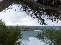 Sainte Croix  Au loin, Marseille