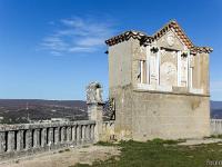 Forcalquier - ND de Provence (1875)  Le carillon. Les cloches donnent de l'autre côté, à l'Ouest et sur la vieille ville médiévale