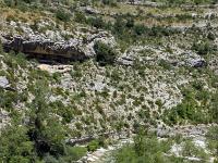 Gorges de la Méouge  La Méouge et Pommet en haut