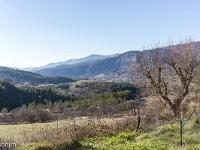 Gorges de la Méouge - Barret sur Méouge via St Pierre Avez  Vue sur la vallée de la méouge. On aperçoit Barret ou je me rends maintenant