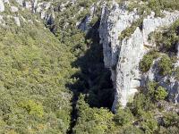 Tour des gorges d'Oppedette  Vue sur le Calavon au fond des gorges ...