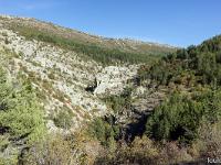 Gorges de Saint-Génis  Vue sur les gorges (sens inverse de la marche)