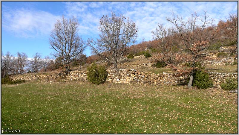 borie-banon-01web.jpg - Les restanques