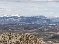 Bevons - Entre les Bastides et St Pensier  Vue vers le Nord. A gauche au loin le plateau de Bure (2709m au Pic de Bure), au centre Ceüse (2016m) et à droite les montagnes du parc des Ecrins