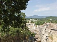 Grignan (Drôme)  Un escalier étroit.