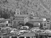 Digne-les-Bains  Vue sur la ville de Digne-les-Bains. Ici la cathédrale Saint Jerome et la prison, ou se trouvait jadis le château médiéval