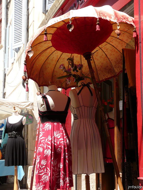 apt-marche-35web.jpg - Rétro !