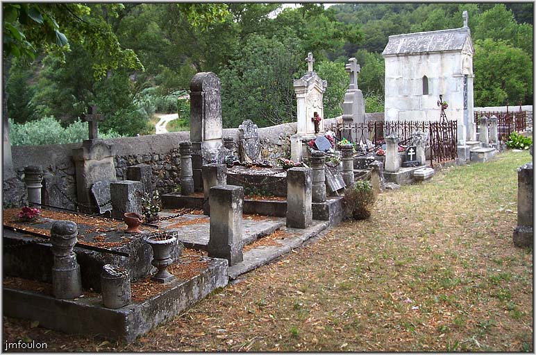 st-roch-08web.jpg - Chapelle Saint Roch - l'ancien cimetière