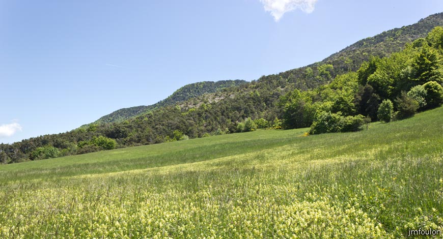 piegut-ct-colle-24web.jpg - Vue vers l'Est depuis la piste