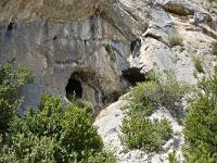 Rando - Grotte du Trou de l'Argent  Deux autres ouvertures. Mais ce n'est pas l'entrée