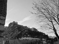 Sisteron - Faubourg de la Baume  Vue sur la citadelle depuis le Faubourg de la Baume