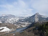 Sisteron Collet Marquise  Vue vers l'Est depuis le Collet. En bas, la vallée du Buech. On aperçois au centre le pont SNCF et le faubourg de la Baume