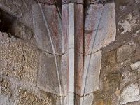 Sisteron - La Baume - Cloître St Dominique  Détail des pieds de croisées d'ogive dans la chapelle