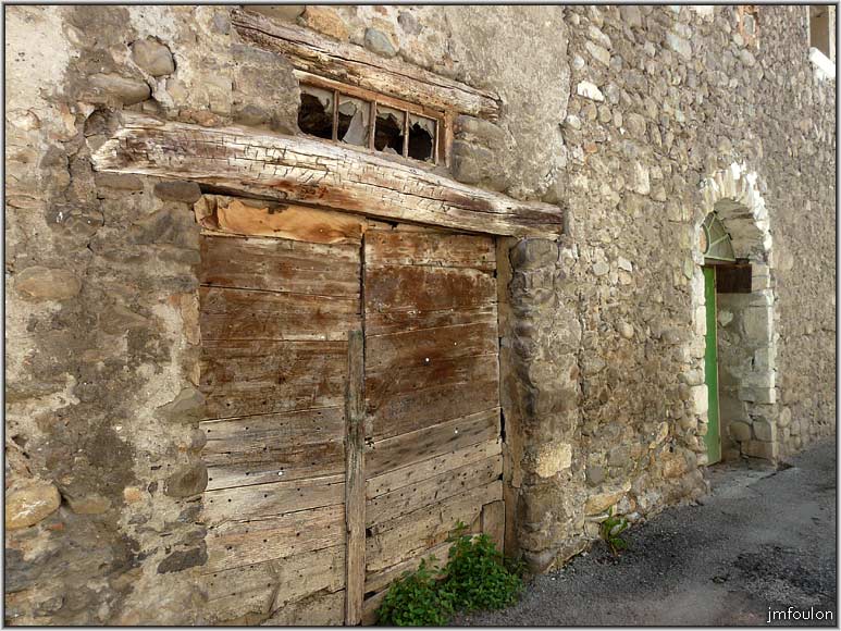 tallard-09web.jpg - Rue Sous-Rue - Vielle porte