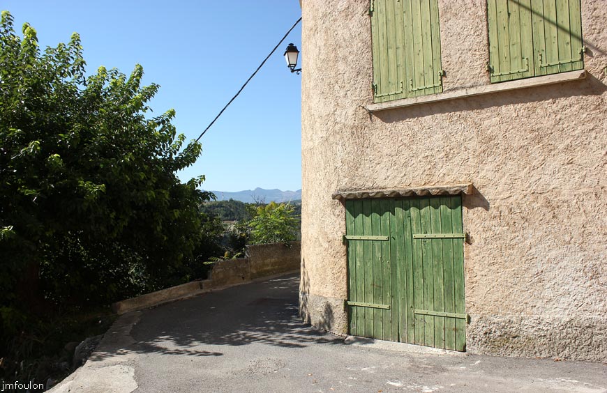 theze-16web.jpg - Théze - Rue