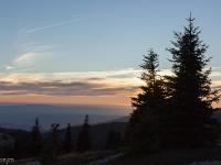 Crêtes de Lure - Octobre 2017  Vue vers le Sud au couchant. Au loin la montagne du Luberon
