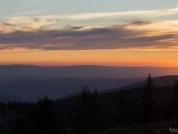 Crêtes de Lure - Octobre 2017  Vue vers le Sud au couchant. Au loin la montagne du Luberon