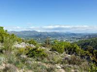 Montgervis  La vue s'ouvre ici sur la vallée de la Durance