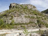 Rando -Gorges de la Méouge  La Méouge et le paysage rive gauche. Je chemine sur la rive droite.
