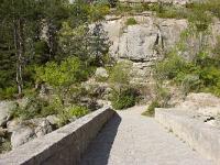 Rando -Gorges de la Méouge  Le tablier du pont roman. Et voila ! la boucle est bouclée ! ...