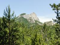 Boucle via le Pas de l'Essaillon  Vue sur le rocher de Pierre Impie et le Pas de l'Essaillon ou je compte faire ma pause déjeuner.
