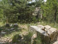 Boucle via le Pas de l'Essaillon  Cette petite chapelle construite en 1852 en hommage à St Bevons est aujourd'hui totalement ruinée. Elle faisait environ 3m x 3m