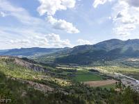 Les Romeyères  A l'Ouest du plateau, la vallée du Buech