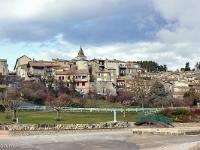 Sisteron  Vue sur une partie de la vieille ville depuis le plan d'eau