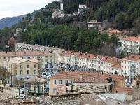 Sisteron  Place de la République et montée du Thor