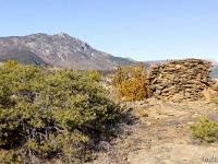 Serre d'Autruy - St André de Rosans  Sorte de borie montée par des visiteurs