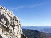 Montagne de Mare  Nous approchons du sommet ! Voyez vous ce visage de profil dans la roche ?