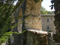 Volonne  Autre vue sur l'aqueduc ...