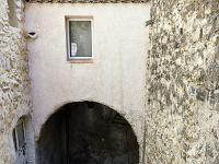Volonne  Passage couvert rue du Bourg ...
